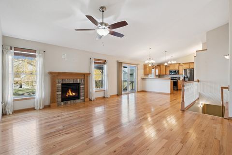 Tiny photo for 1716 Conor Court, Clinton, IA 52732 (MLS # 12597366)