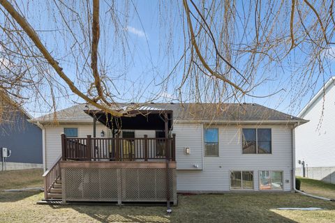 Tiny photo for 1716 Conor Court, Clinton, IA 52732 (MLS # 12597366)