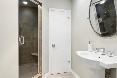 Tiny photo for 23 Ambriance Drive, Burr Ridge, IL 60527 (MLS # 12764142)