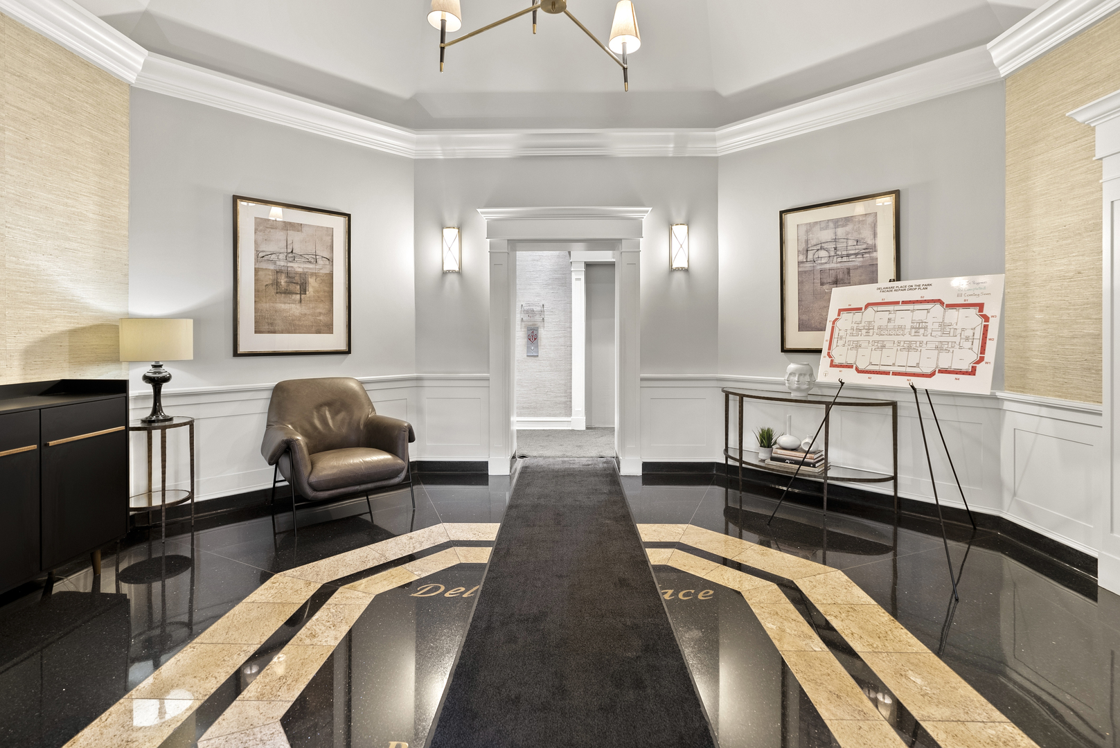 33 W Delaware Place 17H