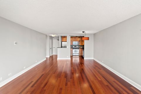 Tiny photo for 33 W Delaware Place #17H, Chicago, IL 60610 (MLS # 12606076)