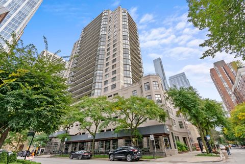 Photo of 33 W Delaware Place #17H, Chicago, IL 60610 (MLS # 12606076)