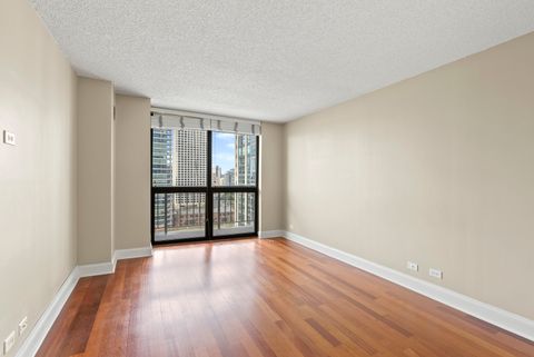 Tiny photo for 33 W Delaware Place #17H, Chicago, IL 60610 (MLS # 12606076)