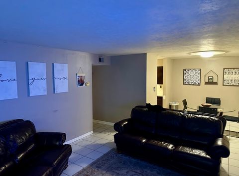 Tiny photo for 6145 KNOLLWOOD Court #101, Willowbrook, IL 60527 (MLS # 12490429)