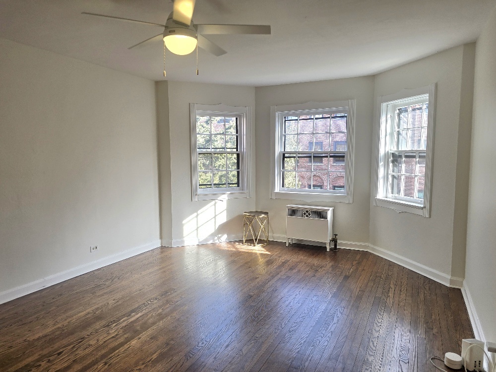 2505 Prairie Avenue 2K