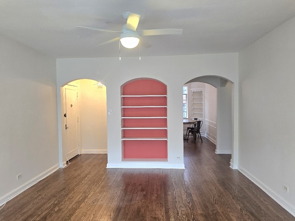 2505 Prairie Avenue 2K