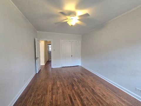 Tiny photo for 2505 Prairie Avenue #2K, Evanston, IL 60201 (MLS # 12580131)