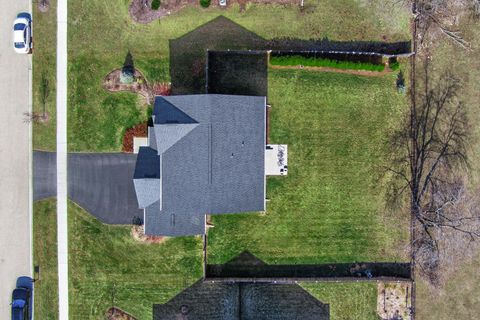 Tiny photo for 2110 Silver Leaf Drive, Island Lake, IL 60042 (MLS # 12599605)