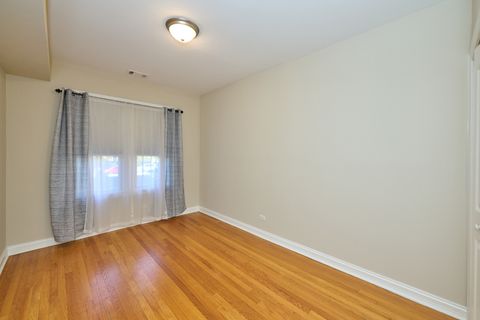 Tiny photo for 5715 N Kimball Avenue #1N, Chicago, IL 60659 (MLS # 12559392)