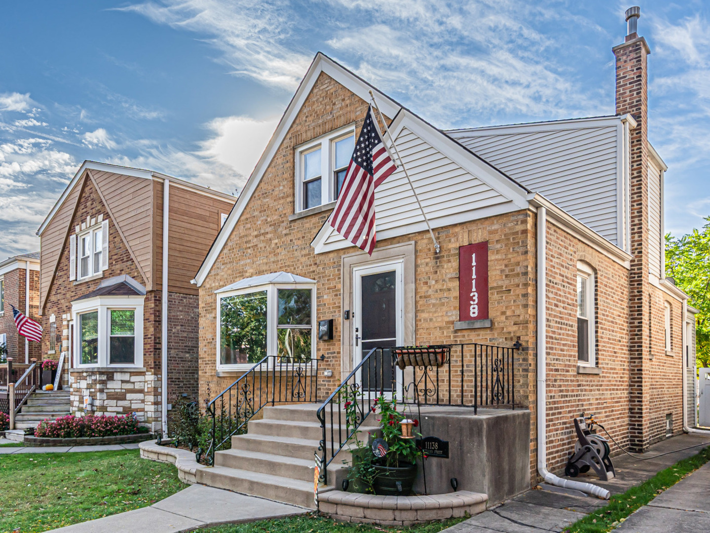 Chicago, Illinois 60655, United States, 3 Bedrooms Bedrooms, ,3 BathroomsBathrooms,Residential,Active,234897