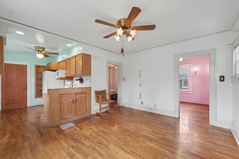 Tiny photo for 206 N Victor Street, Champaign, IL 61821 (MLS # 12658898)