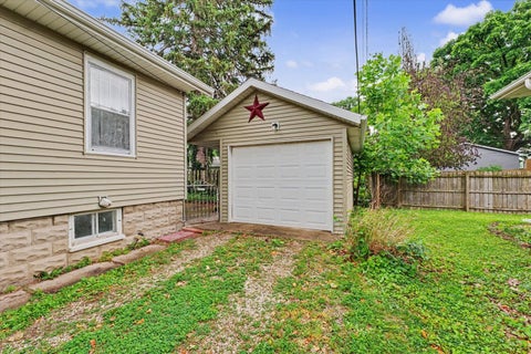 Tiny photo for 206 N Victor Street, Champaign, IL 61821 (MLS # 12658898)