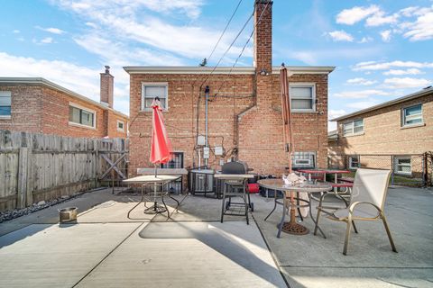 Tiny photo for 8713 S Washtenaw Avenue, Evergreen Park, IL 60805 (MLS # 12618975)