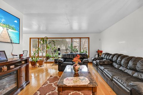 Tiny photo for 8713 S Washtenaw Avenue, Evergreen Park, IL 60805 (MLS # 12618975)