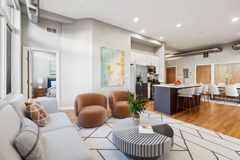 Tiny photo for 1738 W Belmont Avenue #1R, Chicago, IL 60657 (MLS # 12467858)