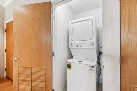 Tiny photo for 1738 W Belmont Avenue #1R, Chicago, IL 60657 (MLS # 12467858)