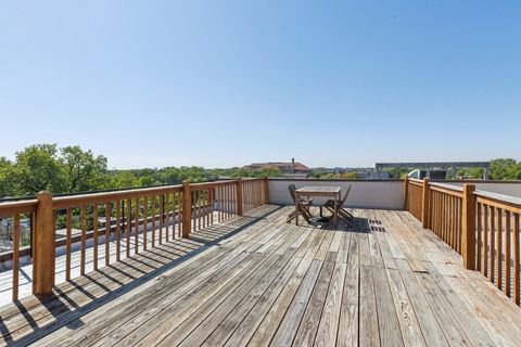 Tiny photo for 1738 W Belmont Avenue #1R, Chicago, IL 60657 (MLS # 12467858)