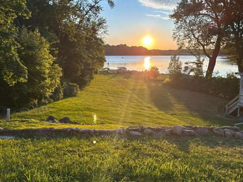 Tiny photo for 21990 W 6th Street, Lake Villa, IL 60046 (MLS # 12467014)