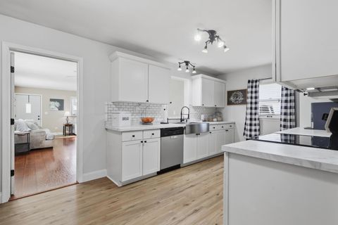 Tiny photo for 109 5th Avenue, Colona, IL 61241 (MLS # 12624210)