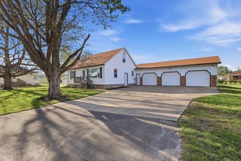 Tiny photo for 109 5th Avenue, Colona, IL 61241 (MLS # 12624210)