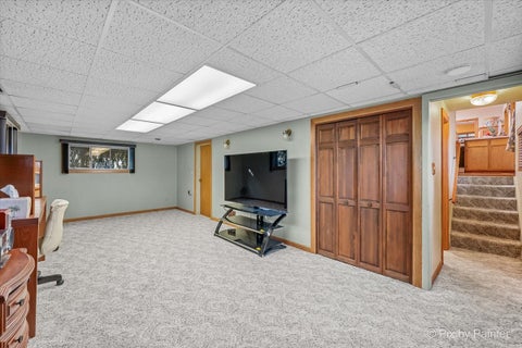Tiny photo for 400 E Thacker Street, Hoffman Estates, IL 60169 (MLS # 12782870)