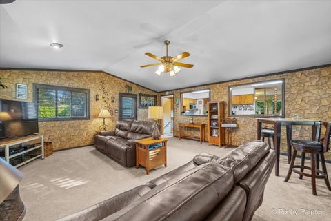 Tiny photo for 400 E Thacker Street, Hoffman Estates, IL 60169 (MLS # 12782870)