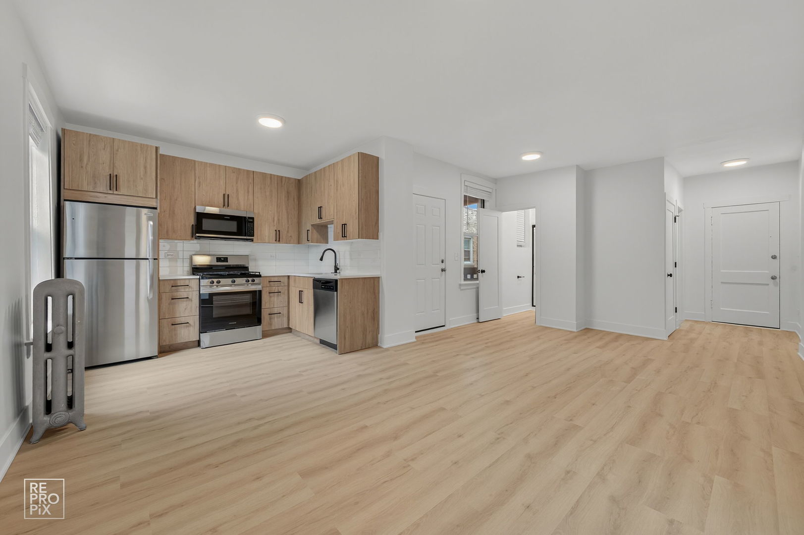 6977 N Bell Avenue 2