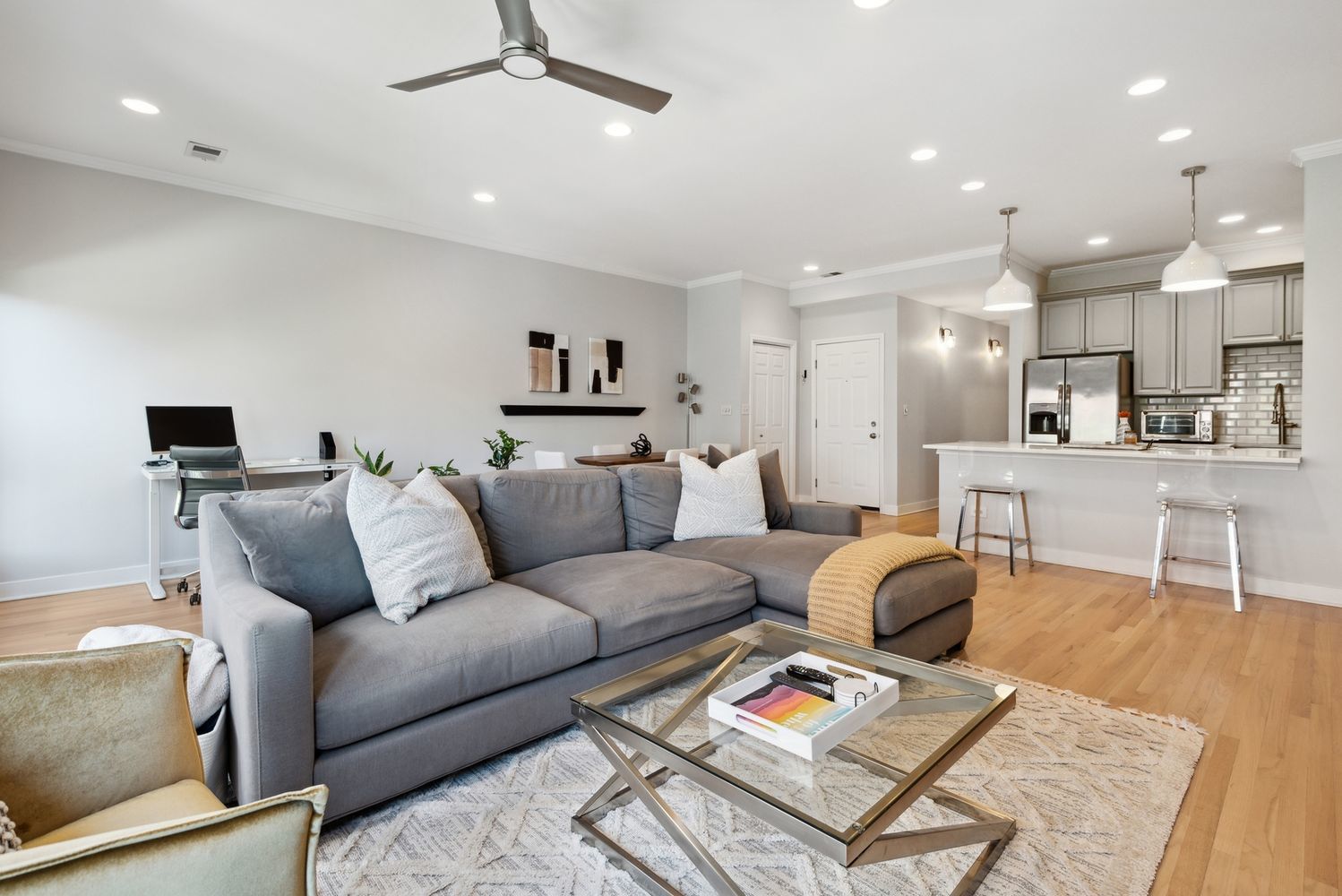 821 W Superior Street 3