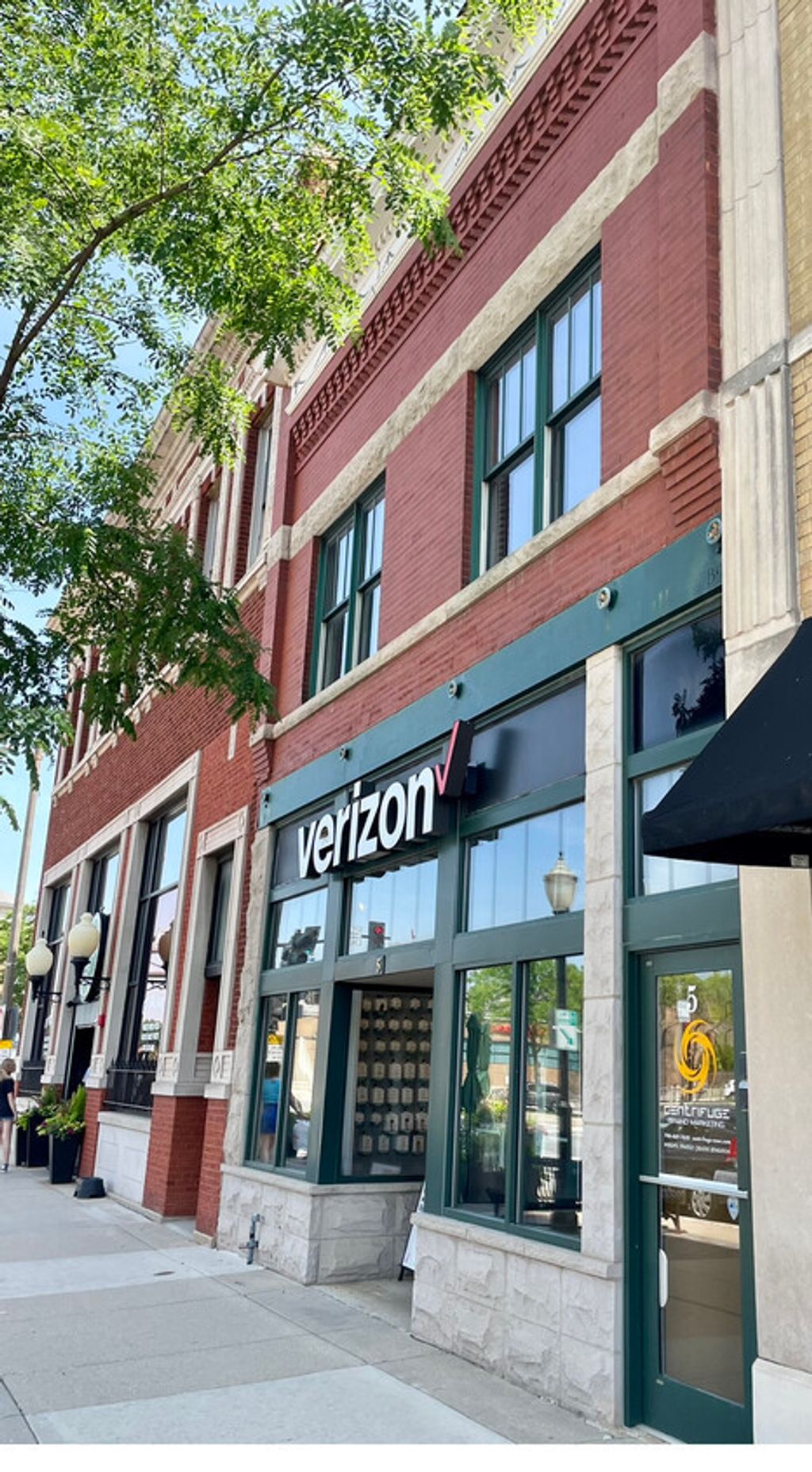 Photo for 5 S La Grange Road, La Grange, IL 60525 (MLS # 12073911)