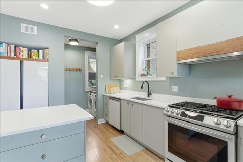 Tiny photo for 4753 N Malden Street #2N, Chicago, IL 60640 (MLS # 12616001)