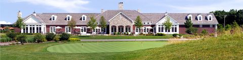 A home in Hawthorn Woods