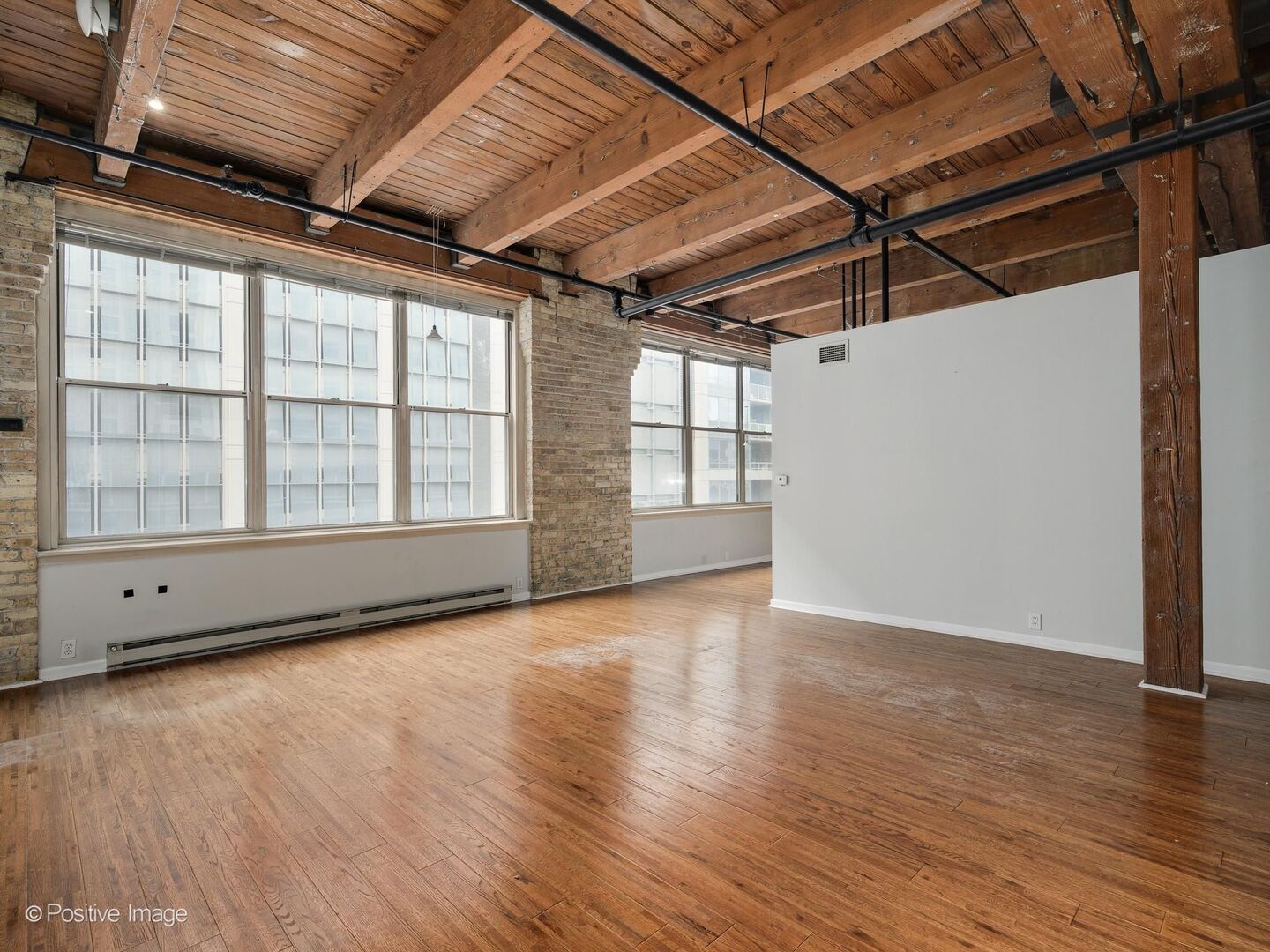 540 N Lake Shore Drive 605