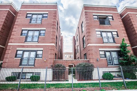 Photo of 543 E 43rd Street #3W, Chicago, IL 60653 (MLS # 12624768)