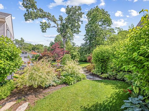 Tiny photo for 811 Paris Avenue, Rockford, IL 61107 (MLS # 12519134)