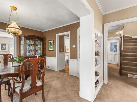 Tiny photo for 811 Paris Avenue, Rockford, IL 61107 (MLS # 12519134)