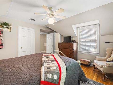 Tiny photo for 811 Paris Avenue, Rockford, IL 61107 (MLS # 12519134)