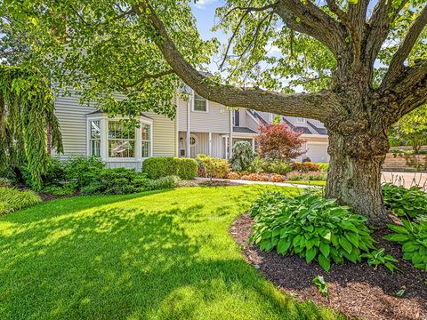 Tiny photo for 811 Paris Avenue, Rockford, IL 61107 (MLS # 12519134)