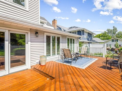 Tiny photo for 811 Paris Avenue, Rockford, IL 61107 (MLS # 12519134)