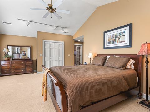 Tiny photo for 811 Paris Avenue, Rockford, IL 61107 (MLS # 12519134)