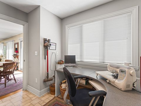 Tiny photo for 811 Paris Avenue, Rockford, IL 61107 (MLS # 12519134)