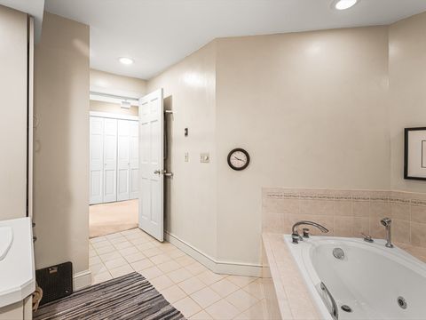 Tiny photo for 811 Paris Avenue, Rockford, IL 61107 (MLS # 12519134)