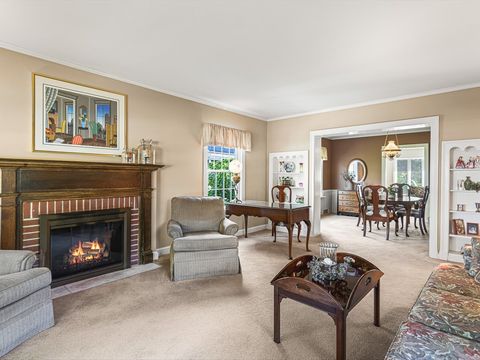 Tiny photo for 811 Paris Avenue, Rockford, IL 61107 (MLS # 12519134)