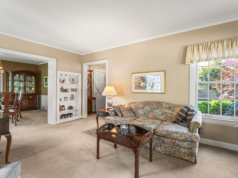 Tiny photo for 811 Paris Avenue, Rockford, IL 61107 (MLS # 12519134)