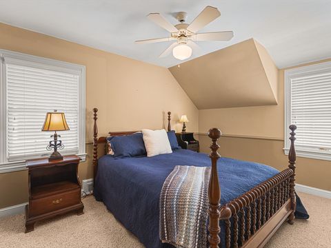 Tiny photo for 811 Paris Avenue, Rockford, IL 61107 (MLS # 12519134)