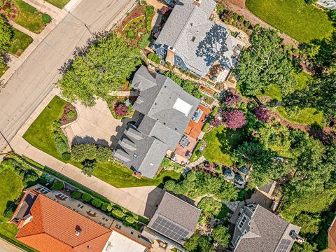 Tiny photo for 811 Paris Avenue, Rockford, IL 61107 (MLS # 12519134)