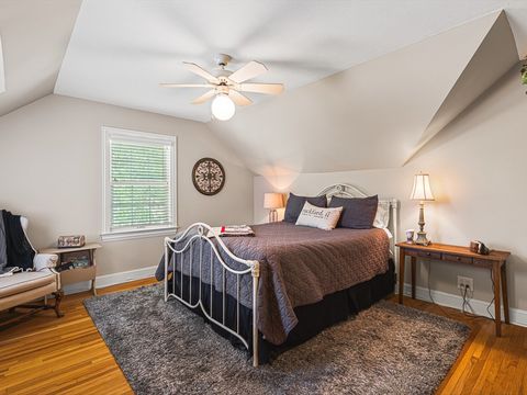 Tiny photo for 811 Paris Avenue, Rockford, IL 61107 (MLS # 12519134)