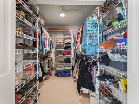 Tiny photo for 811 Paris Avenue, Rockford, IL 61107 (MLS # 12519134)