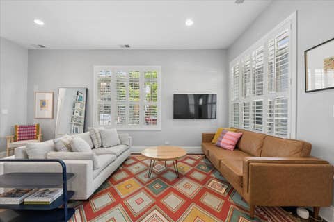 Tiny photo for 3140 N Richmond Street #1, Chicago, IL 60618 (MLS # 12669504)