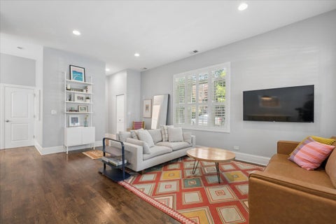 Tiny photo for 3140 N Richmond Street #1, Chicago, IL 60618 (MLS # 12669504)