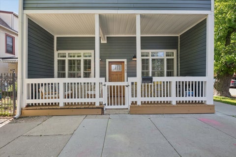 Tiny photo for 3140 N Richmond Street #1, Chicago, IL 60618 (MLS # 12669504)